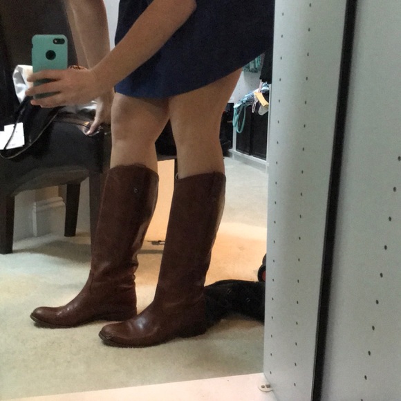 Frye boots barely worn! - Picture 1 of 7